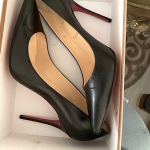 Christian Louboutin size 41
